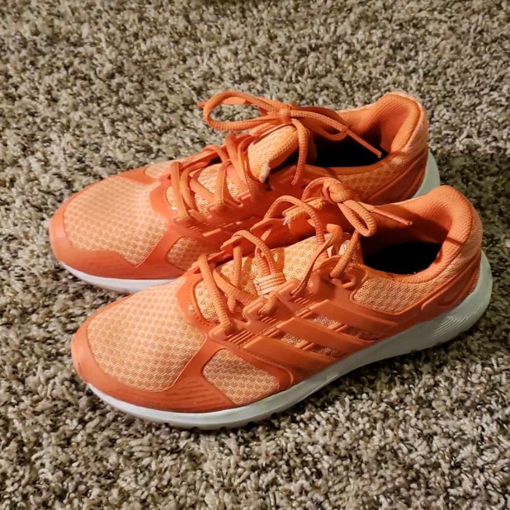 ADIDAS CLOUDFOAM SIZ8